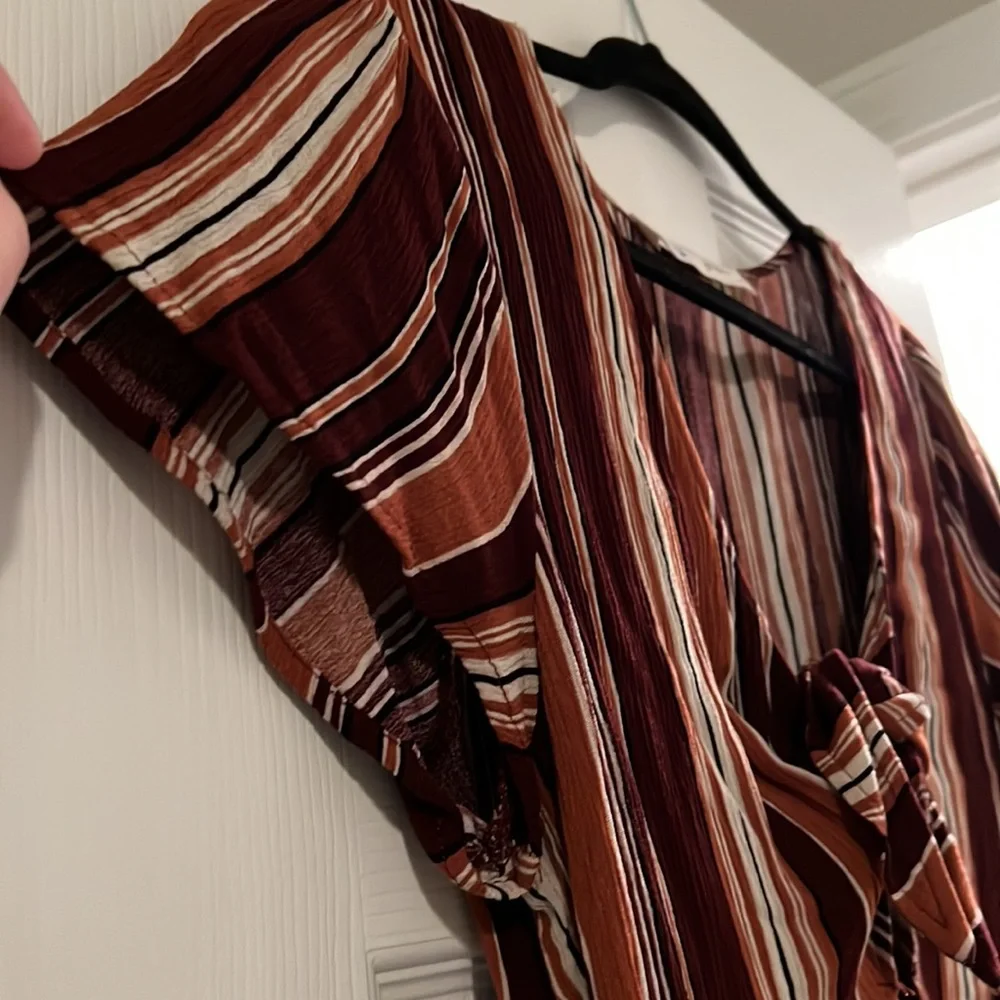 Dress - Picture 8 of 11